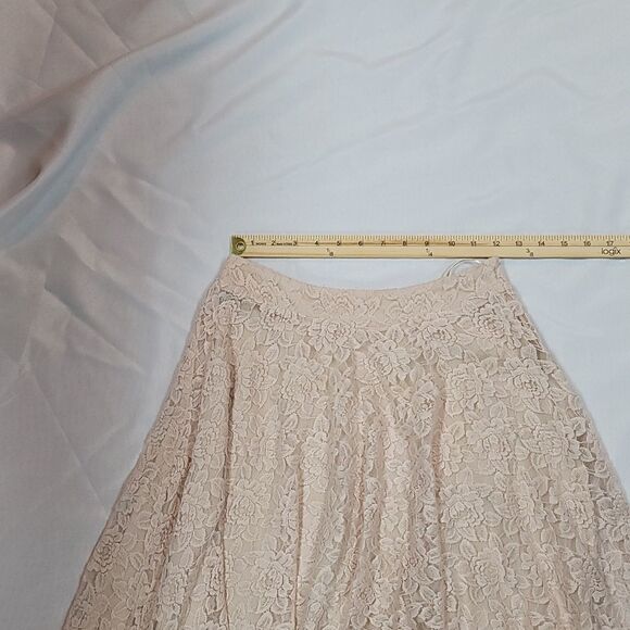 Beautiful Forever 21 Lace Skirt! - Picture 2 of 7
